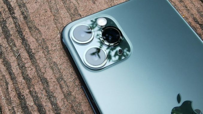 iphone-12nin-sarj-cihazi-konusu-iyice-bilmeceye-dondu-T2Q37BtR.jpg